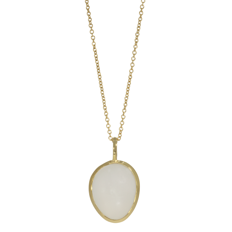 London | Necklace with moonstone pendant