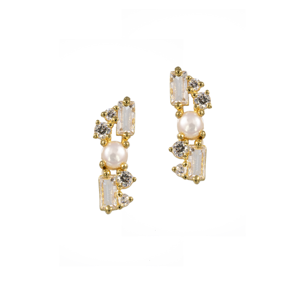 Muse | Modern stud earrings with freshwater pearls and baguette cut crystals
