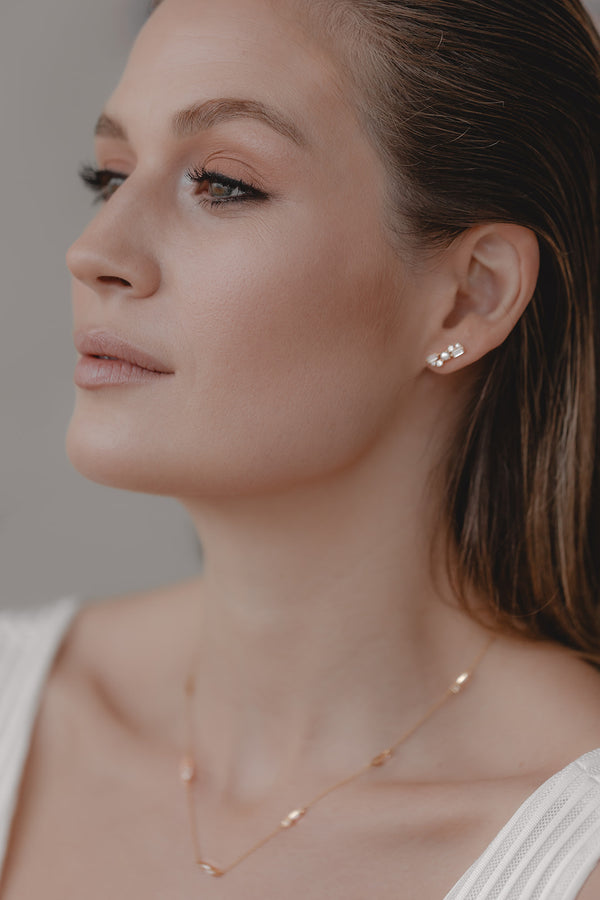 Muse | Delicate Necklace with Freshwater Pearls and Baguette Cut Crystals