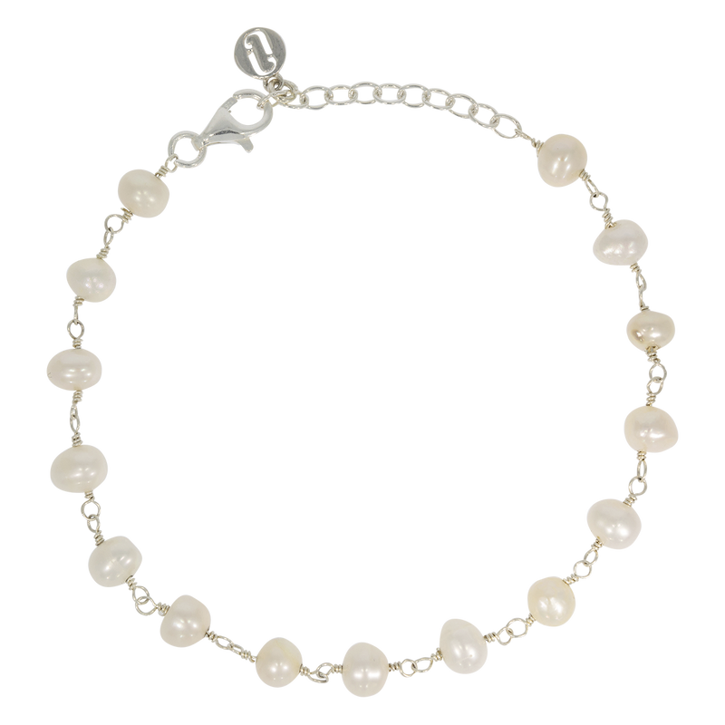 Stillness | Pearl bracelet bridal jewelry