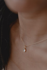 Annabelle | round crystal necklace