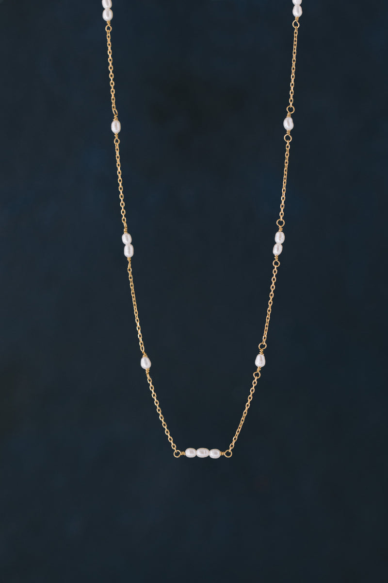 Celine | delicate bridal necklace with small pearls