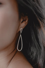 Felicity | long delicate drop earrings with crystals
