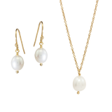 Charming | Classic Bridal Jewelry Set with Pearls