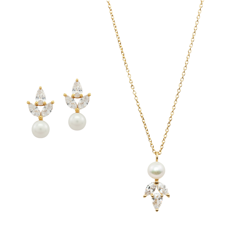 Simply Delightful | Jewelry set with pearls and crystals