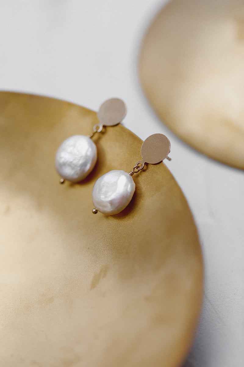 Joana | Elegant pearl earrings for wedding