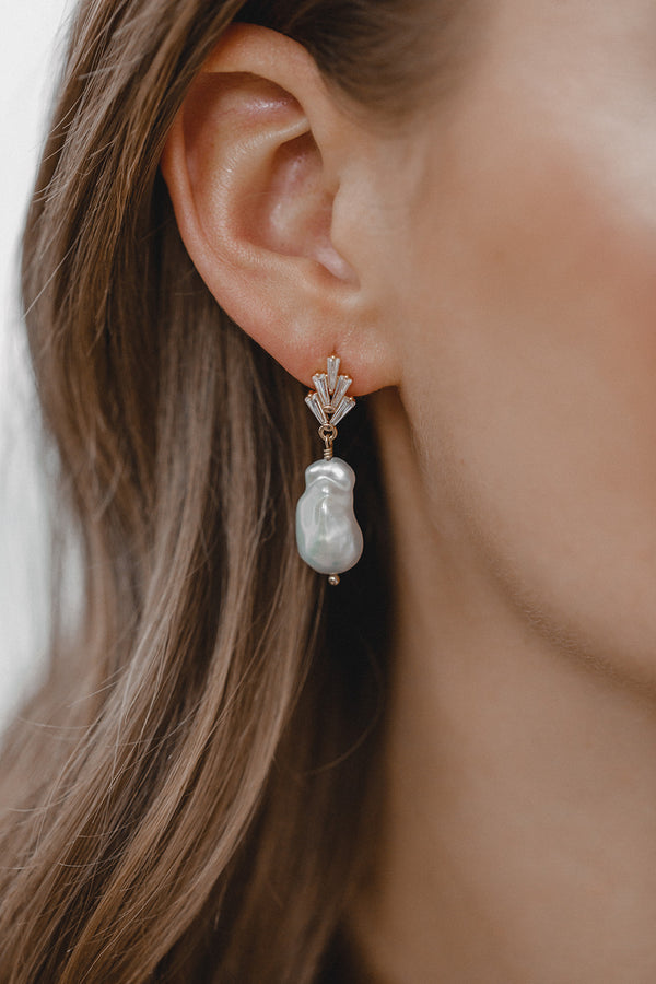 Heart's Desire | Baroque Pearls Crystal Earrings